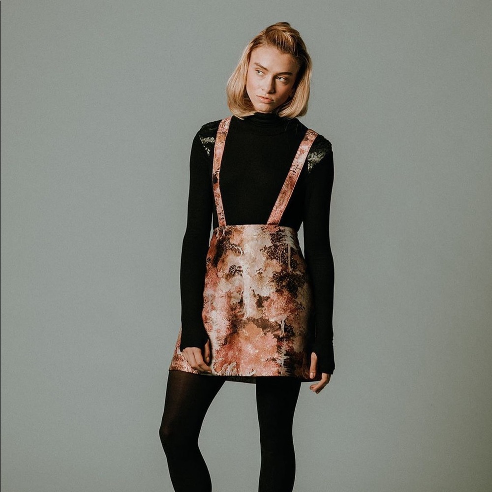 Pink Metallic Patterned Skirt with Suspenders
